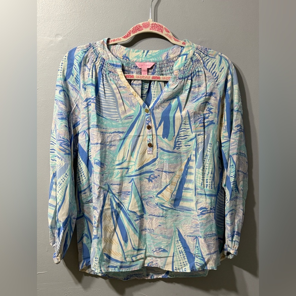 Lilly Pulitzer Elsa Silk Top in Aboat Time women’s size XS
